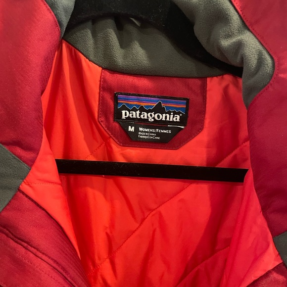 Patagonia Insulated Women’s Ski Jacket - Picture 3 of 7